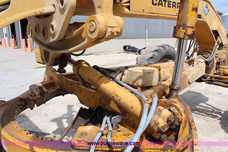 image for item H2725 1976 Caterpillar 140G articulated motor grader