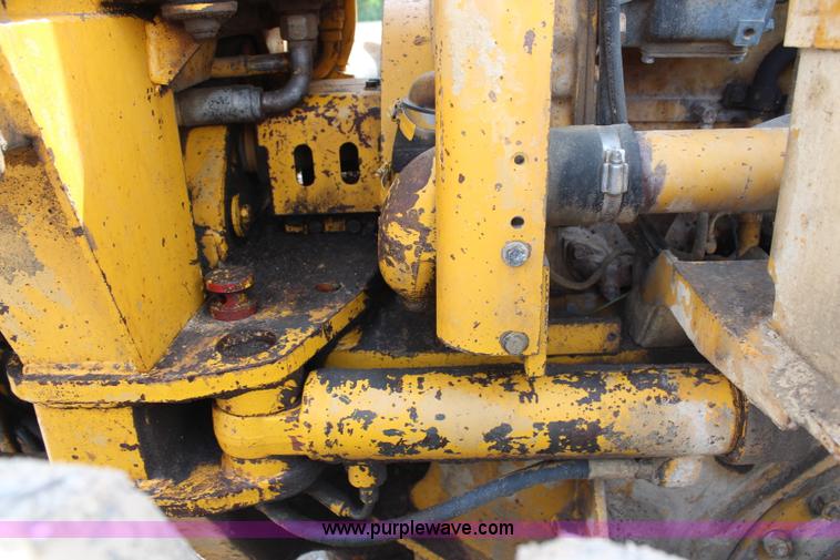image for item H2725 1976 Caterpillar 140G articulated motor grader