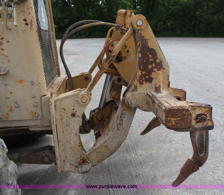 image for item H2725 1976 Caterpillar 140G articulated motor grader