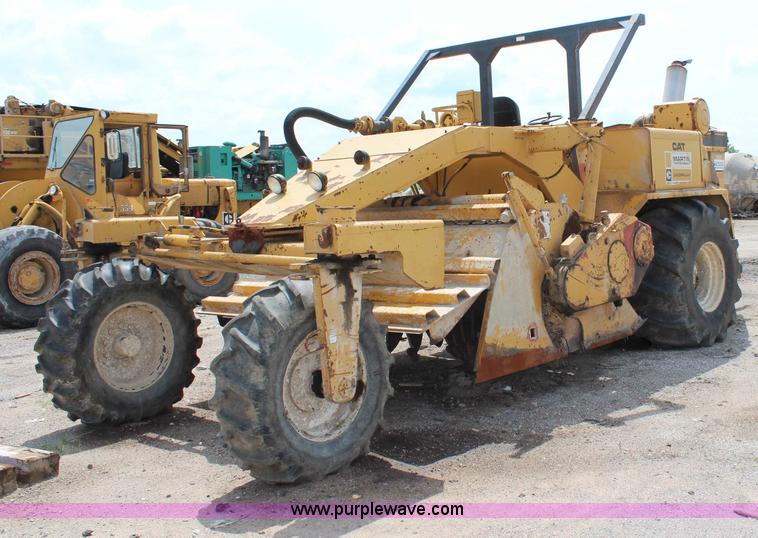 image for item H2726 1990 Caterpillar SS-250 soil stabilizer