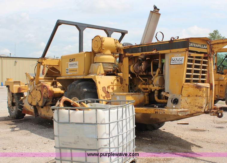 image for item H2726 1990 Caterpillar SS-250 soil stabilizer
