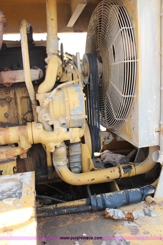 image for item H2726 1990 Caterpillar SS-250 soil stabilizer