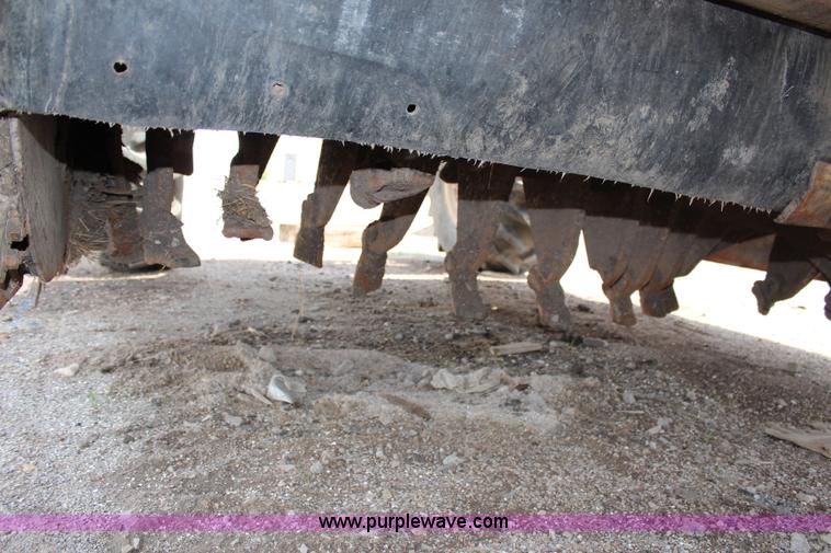 image for item H2726 1990 Caterpillar SS-250 soil stabilizer