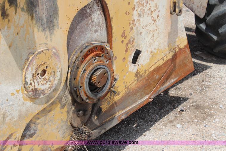 image for item H2726 1990 Caterpillar SS-250 soil stabilizer