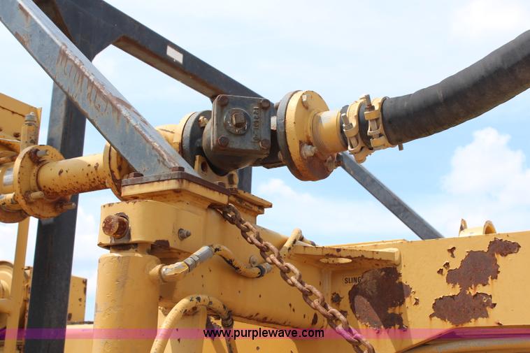 image for item H2726 1990 Caterpillar SS-250 soil stabilizer