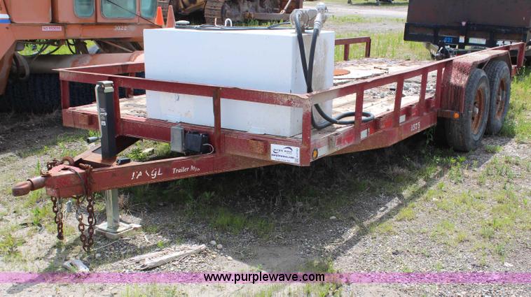 image for item H2730 2003 Target tandem axle trailer