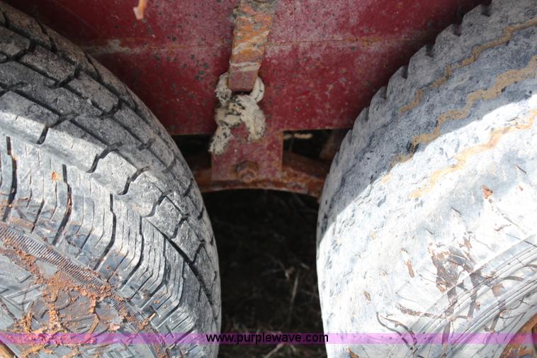 image for item H2730 2003 Target tandem axle trailer