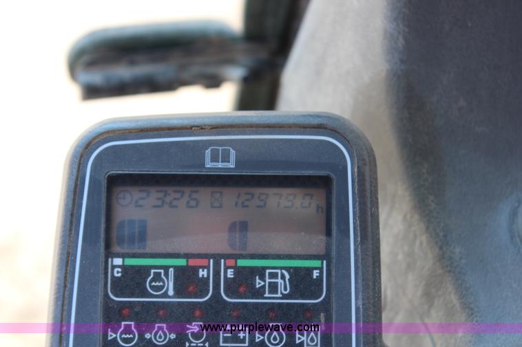 image for item H2743 2003 Komatsu PC400LC-6LM excavator