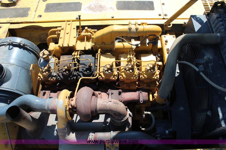 image for item H2743 2003 Komatsu PC400LC-6LM excavator