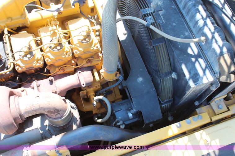 image for item H2743 2003 Komatsu PC400LC-6LM excavator