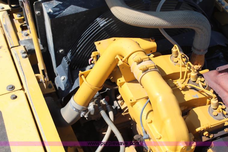 image for item H2743 2003 Komatsu PC400LC-6LM excavator