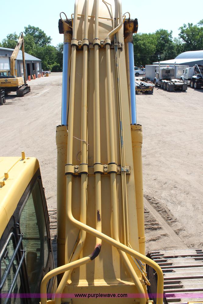 image for item H2743 2003 Komatsu PC400LC-6LM excavator