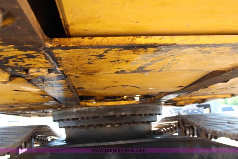 image for item H2743 2003 Komatsu PC400LC-6LM excavator
