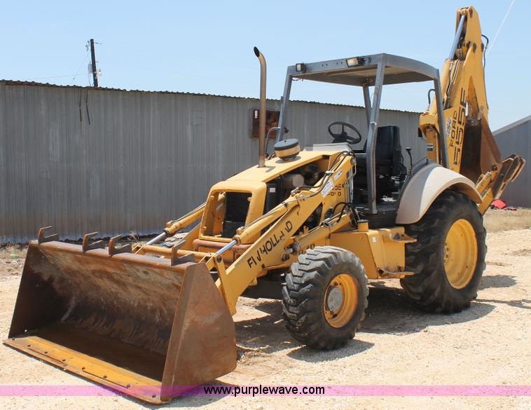 image for item H2989 1998 New Holland 555E backhoe