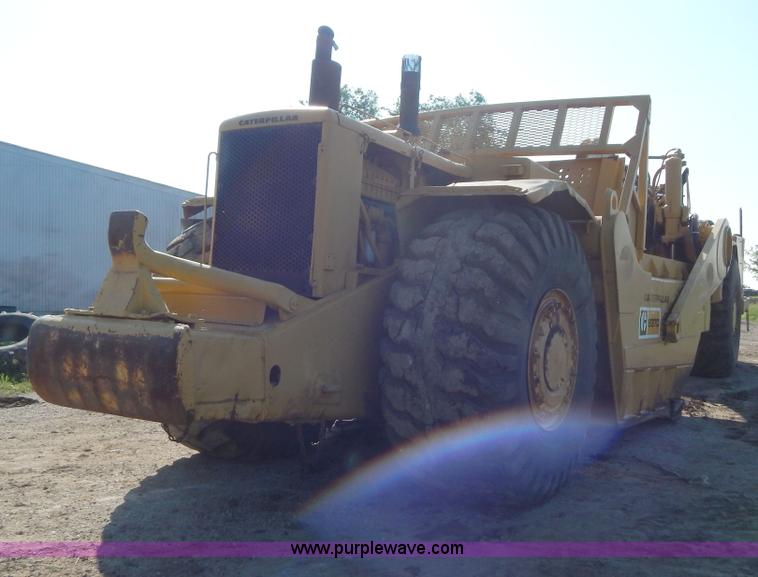 image for item H3343 1977 Caterpillar 637D dual engine conventional scraper