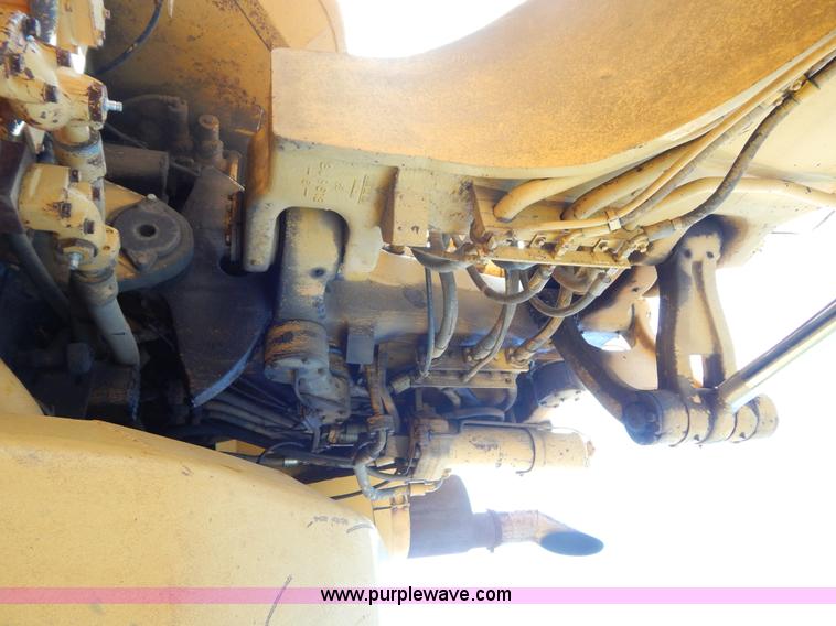 image for item H3343 1977 Caterpillar 637D dual engine conventional scraper