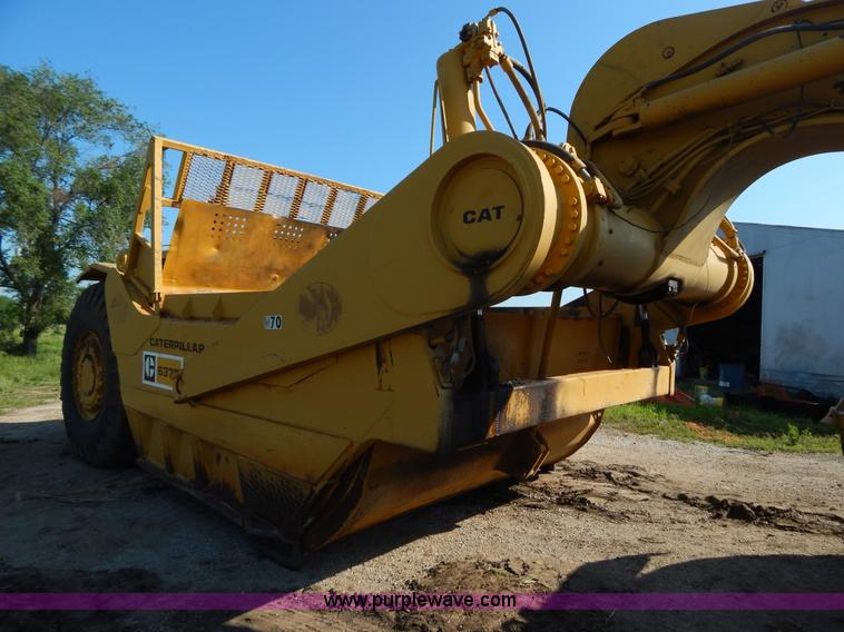 image for item H3343 1977 Caterpillar 637D dual engine conventional scraper