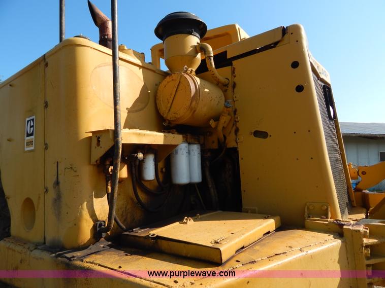 image for item H3343 1977 Caterpillar 637D dual engine conventional scraper