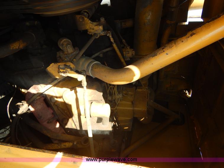 image for item H3343 1977 Caterpillar 637D dual engine conventional scraper