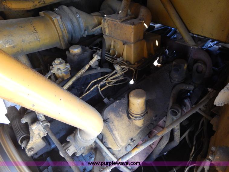 image for item H3343 1977 Caterpillar 637D dual engine conventional scraper