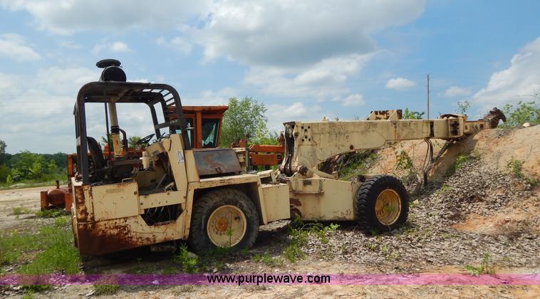 image for item H3349 1993 Getman S-330 articulated low profile scaler