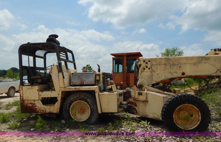 image for item H3349 1993 Getman S-330 articulated low profile scaler