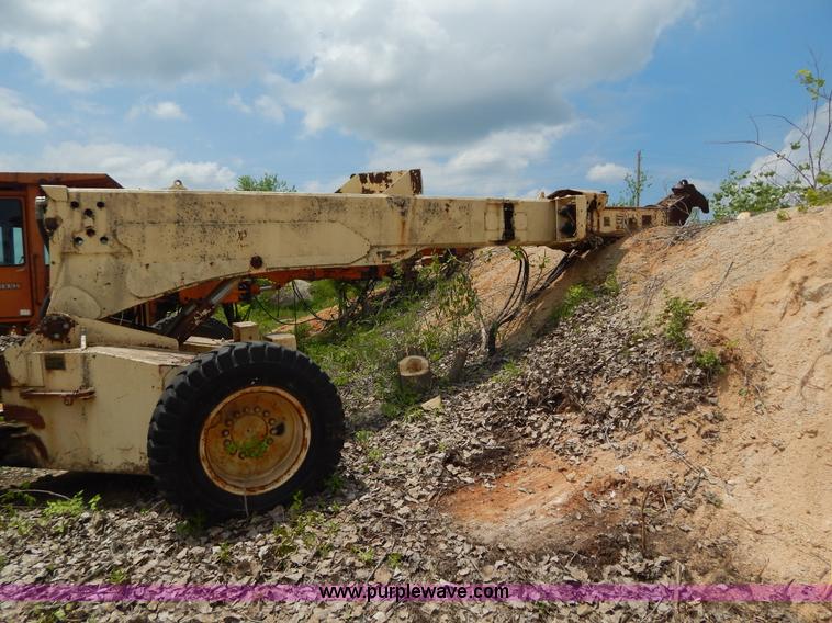 image for item H3349 1993 Getman S-330 articulated low profile scaler