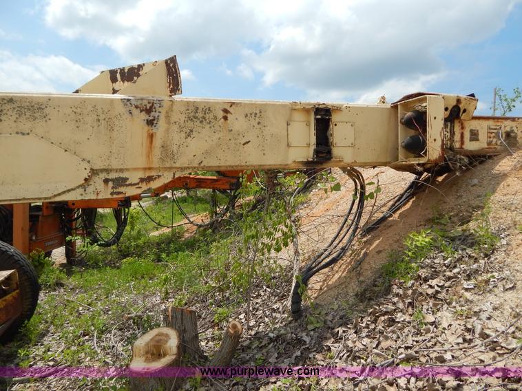 image for item H3349 1993 Getman S-330 articulated low profile scaler