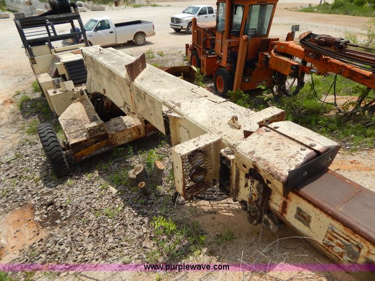 image for item H3349 1993 Getman S-330 articulated low profile scaler