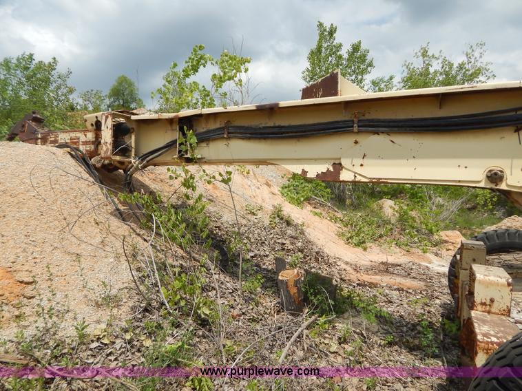 image for item H3349 1993 Getman S-330 articulated low profile scaler