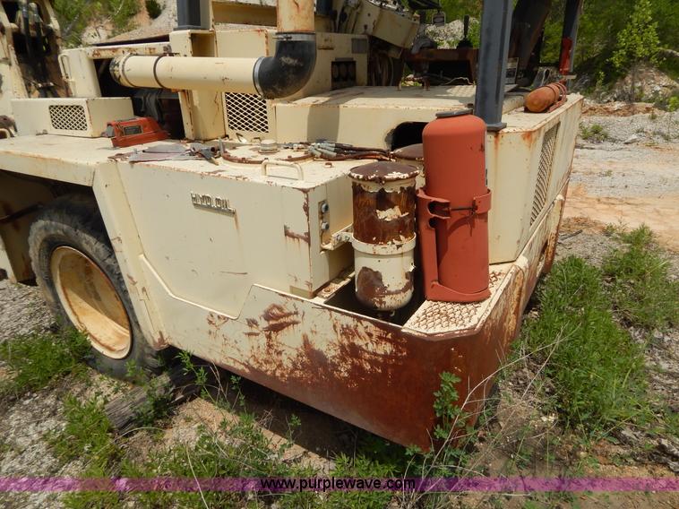 image for item H3349 1993 Getman S-330 articulated low profile scaler