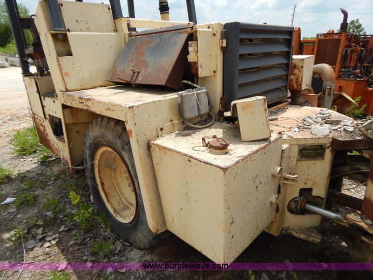 image for item H3349 1993 Getman S-330 articulated low profile scaler