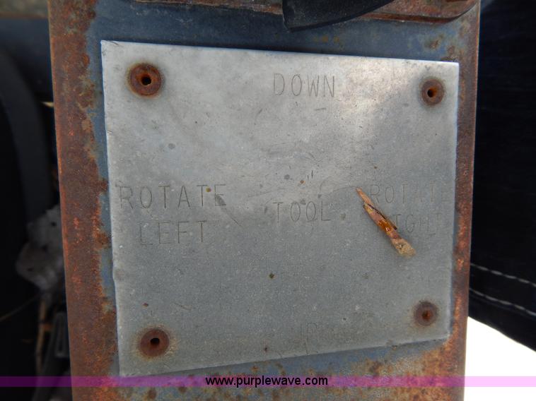 image for item H3349 1993 Getman S-330 articulated low profile scaler