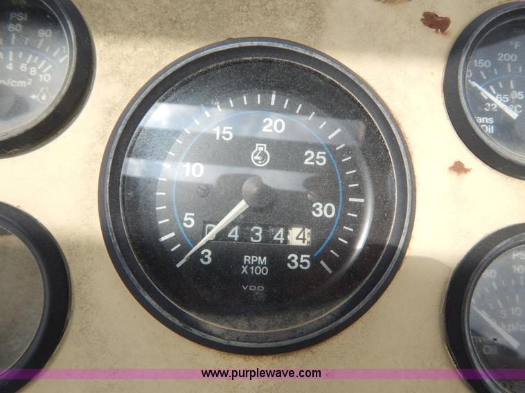 image for item H3349 1993 Getman S-330 articulated low profile scaler