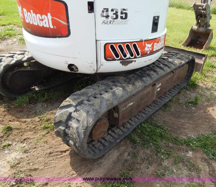 image for item H3350 2007 Bobcat 435HAG compact excavator