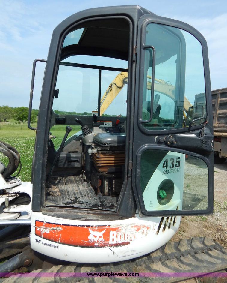 image for item H3350 2007 Bobcat 435HAG compact excavator