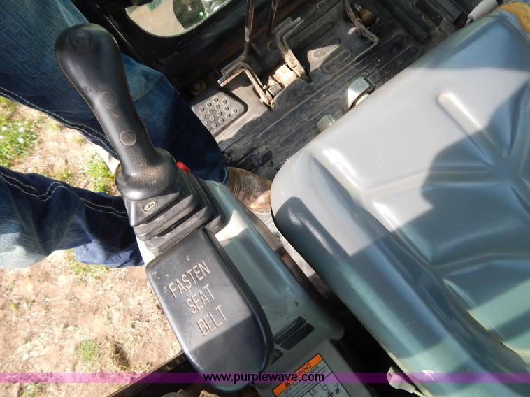 image for item H3350 2007 Bobcat 435HAG compact excavator