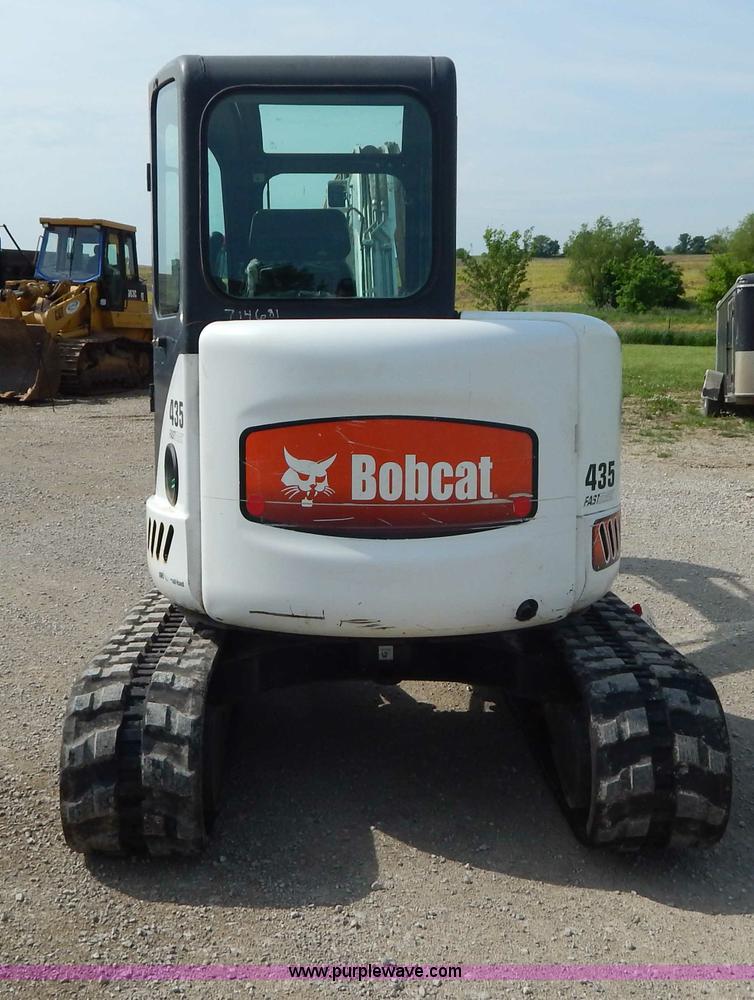 image for item H3351 2006 Bobcat 435HAG compact excavator