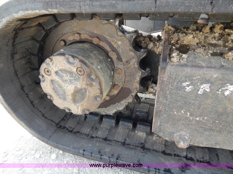 image for item H3351 2006 Bobcat 435HAG compact excavator