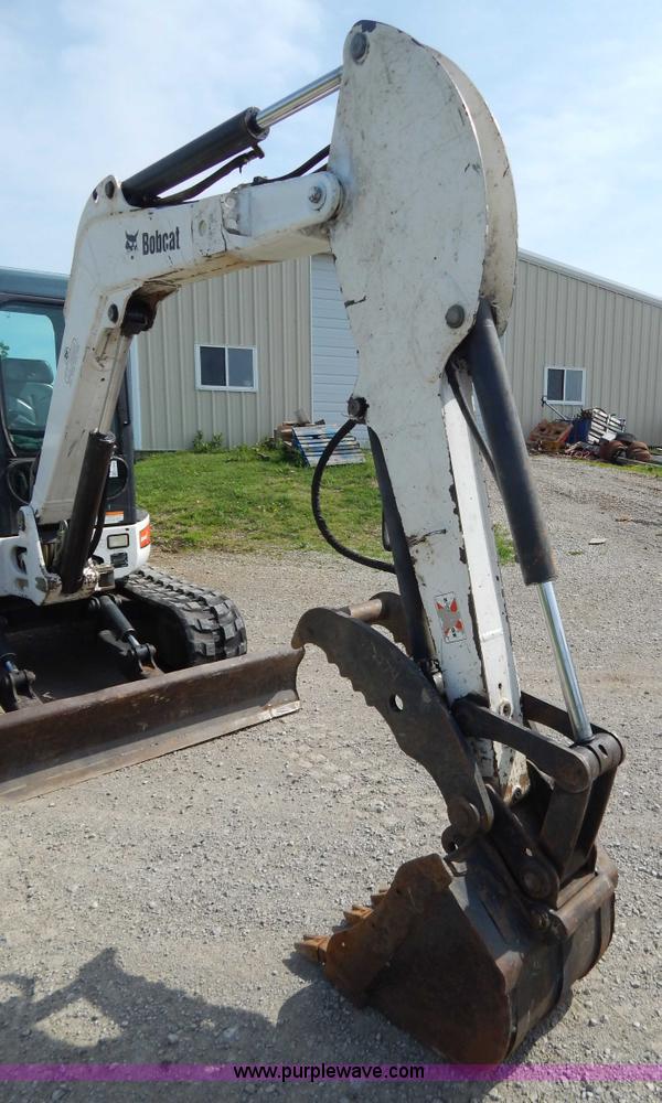 image for item H3351 2006 Bobcat 435HAG compact excavator