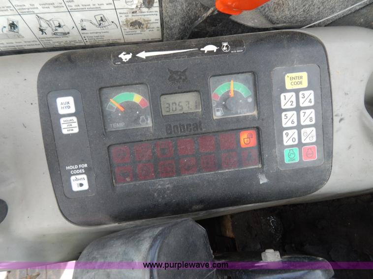 image for item H3351 2006 Bobcat 435HAG compact excavator