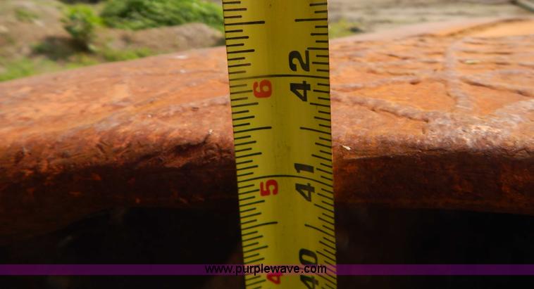 image for item H3358 42" excavator bucket