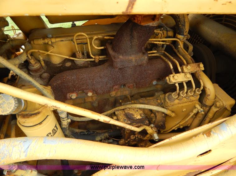 image for item H3445 1973 Caterpillar D4D dozer