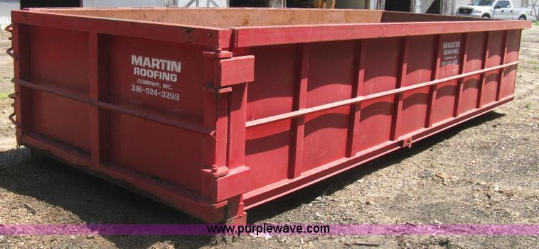 image for item H5430 2001 KL Metal Fab roll off dumpster