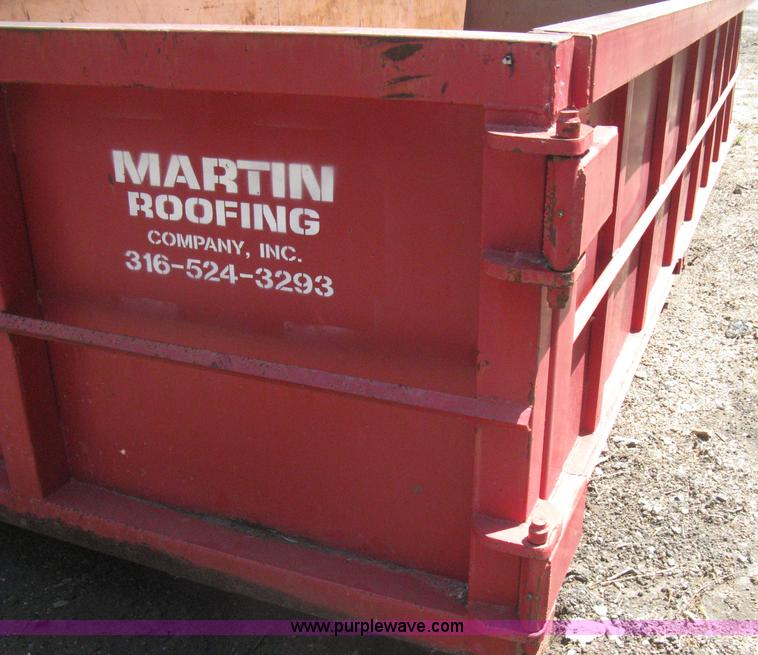 image for item H5430 2001 KL Metal Fab roll off dumpster
