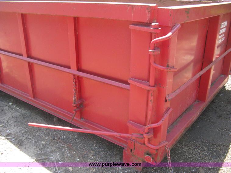 image for item H5430 2001 KL Metal Fab roll off dumpster