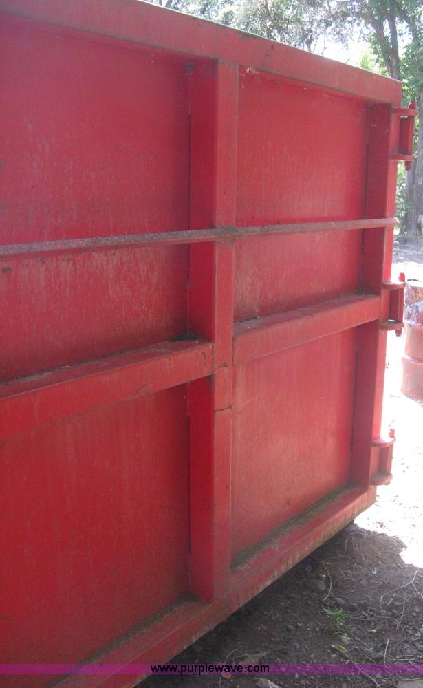 image for item H5431 2000 KL Metal Fab roll off dumpster