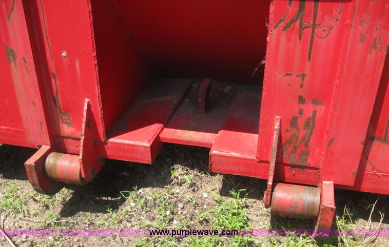 image for item H5431 2000 KL Metal Fab roll off dumpster