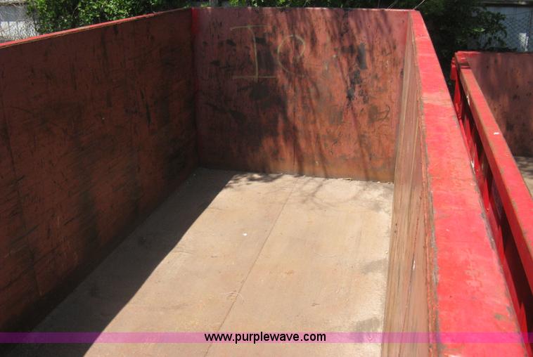 image for item H5431 2000 KL Metal Fab roll off dumpster