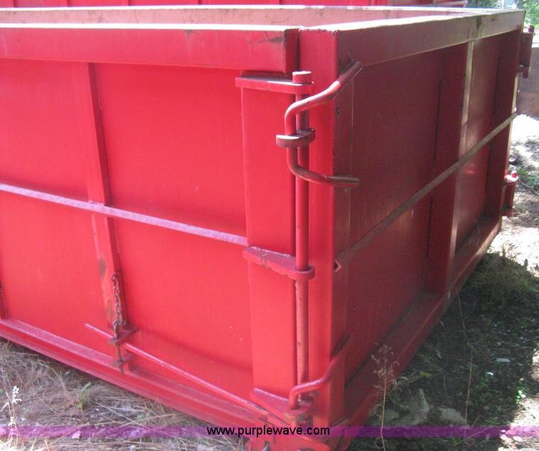 image for item H5432 2000 KL Metal Fab roll off dumpster